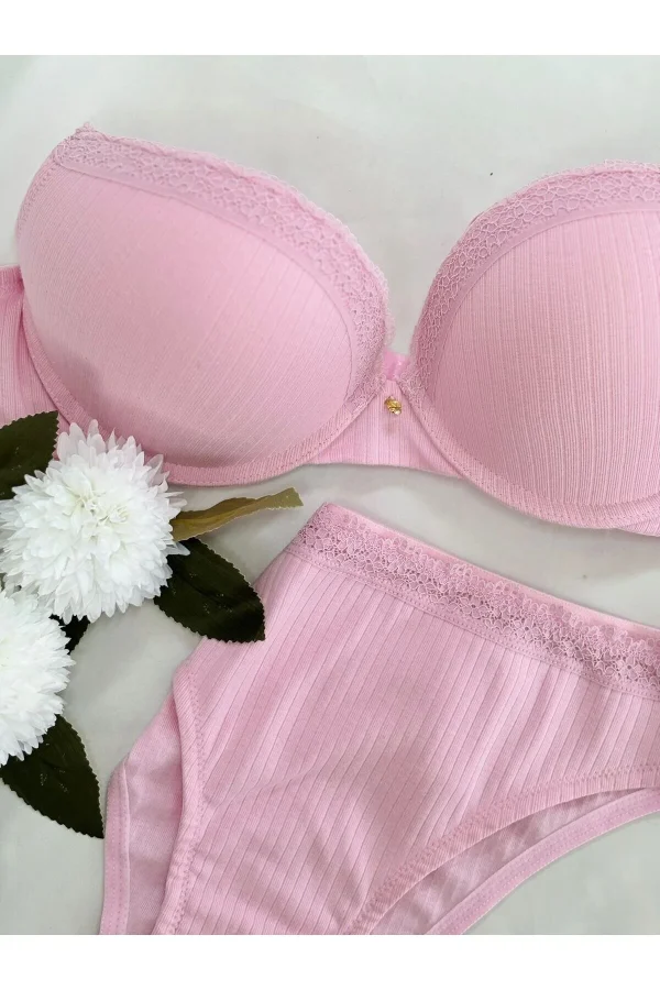 Kadın Pembe Dantelli Balenli Sütyen ve Slip Set
